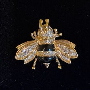 Roman Vintage Bee Brooch